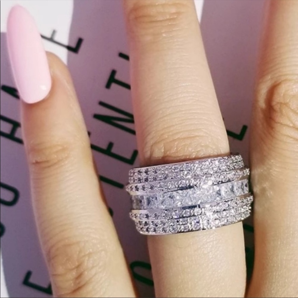 Luxury 925 Silver Eternity Diamond Ring New - Picture 5 of 5